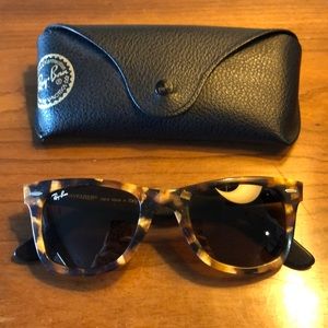 Ray-Ban Wayfarer